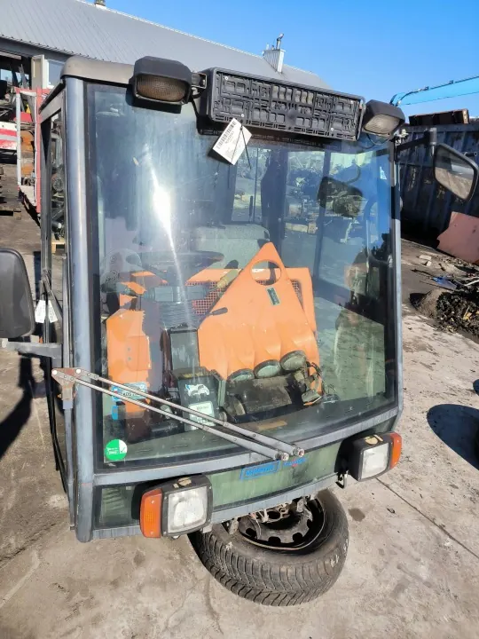 Cabina completa OEM KOMPLETNA para Schmidt Swingo 200 image 9
