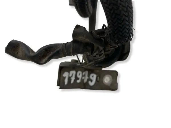 Toyota Auris Polttoainepumppu OEM DAL33972 - Käytetty image 4