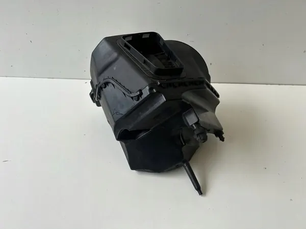 Audi OE Luftfilterhus image 2