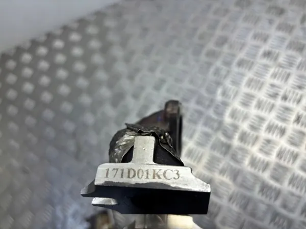 Colector de Escape OEM 057253171D Audi OE Usado image 5