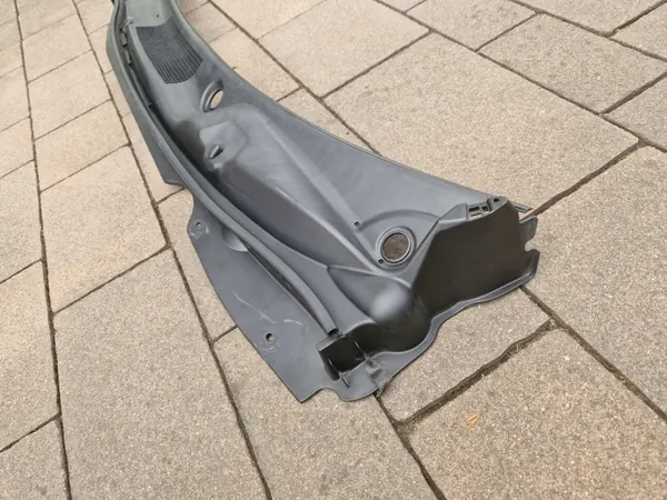 Kia Sportage III obere Windschutzscheibendichtung OEM 86151-3U000 image 6