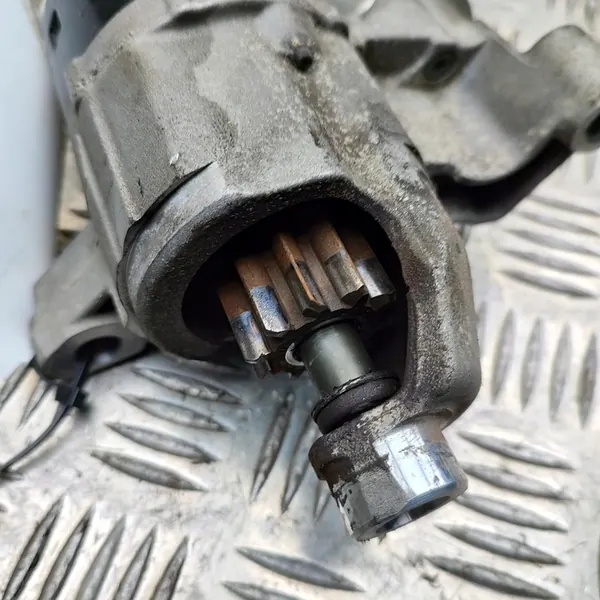 Motor de arranque AUDI A5 (8T3) 4.2L 2011 OEM 079911021D image 5