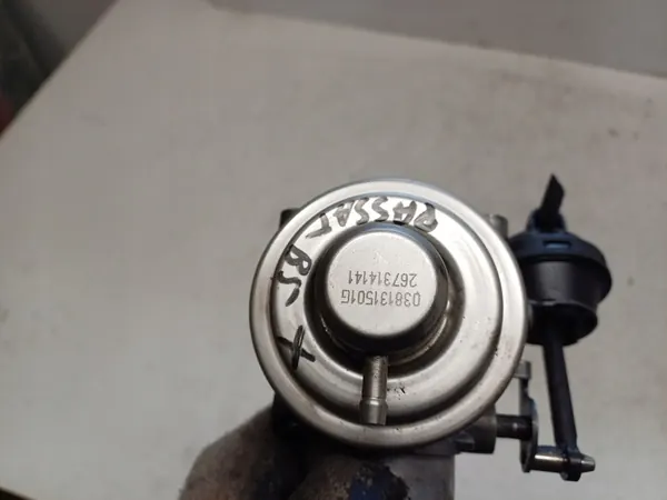 EGR-venttiili VW PASSAT B5 1.9TDI 038131501G image 5