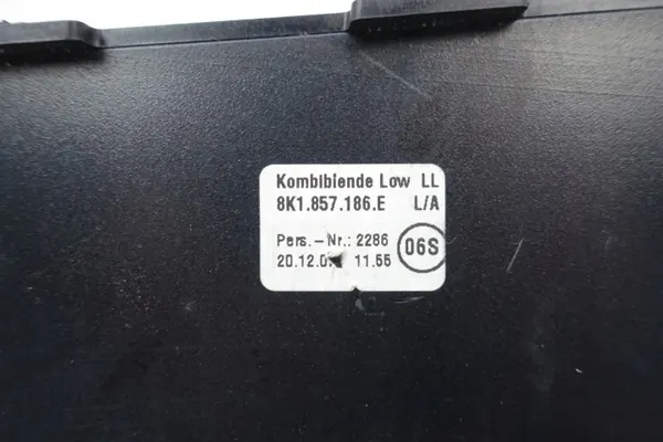 Audi A4 B8 displayframe OEM 8K1857186E - Gebruikt image 6