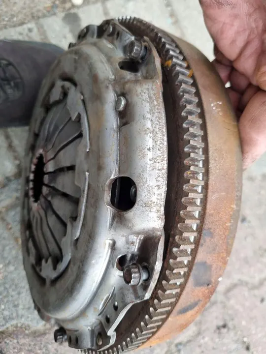 Embreagem completa VW Polo V 1.2 TDI image 4