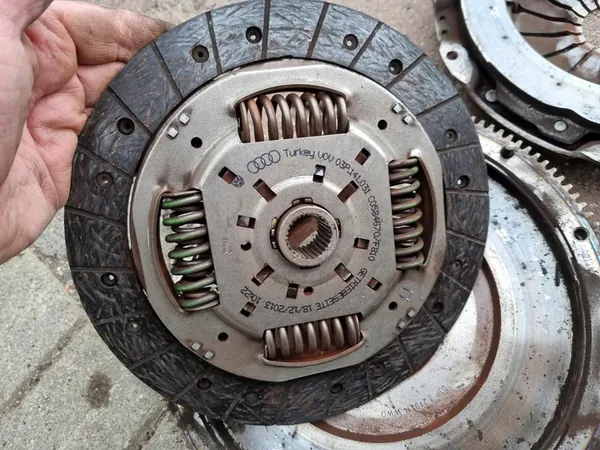 Embreagem completa VW Polo V 1.2 TDI image 7
