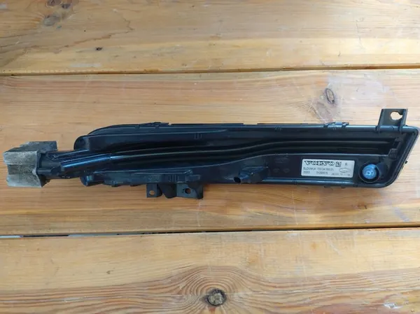VOLVO V40 II LED DRL Esquerdo 31290578 image 3