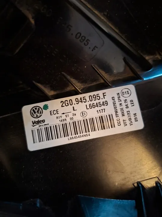 Lámpara Trasera Izquierda VW Polo VI 2G0945095F image 2