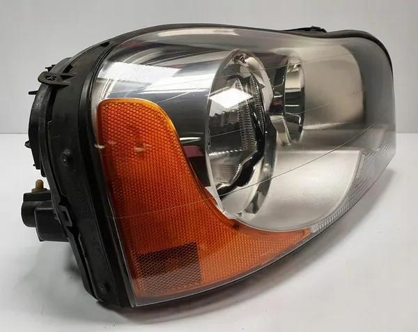 Oikea etu Xenon-ajovalo Volvo XC90 image 3