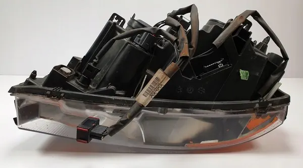 Oikea etu Xenon-ajovalo Volvo XC90 image 8