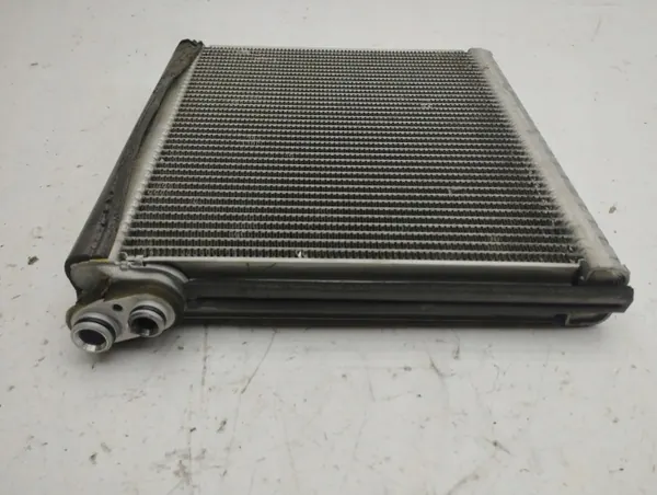 Toyota AMD136906 Lämmitysydin A/C Corolla Verso AR10:lle image 5