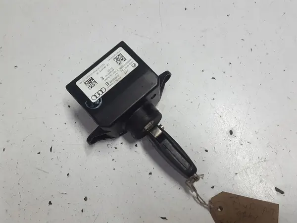 Llave Audi Q7 4L Lift OEM 4F0909135E - Usada image 2