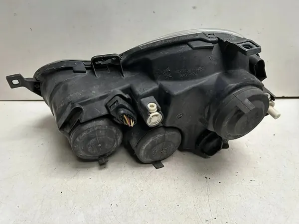 VW Polo IV 9N Farol Dianteiro Direito 6Q1941008AF image 2