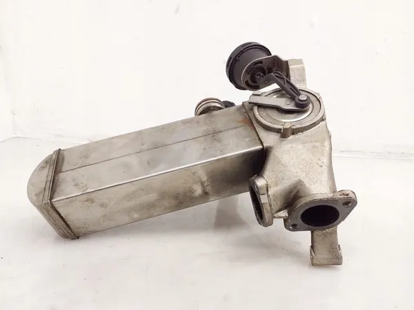 Audi OE 057131515H EGR-jäähdytin image 6