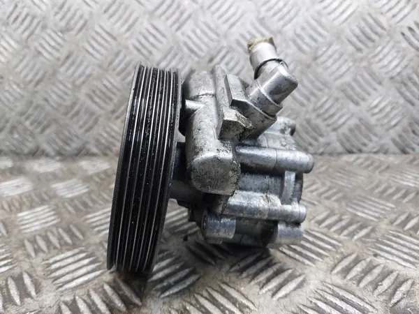 Servostyrningspump Citroen C5 I 1.8 16V 9636086580 image 3