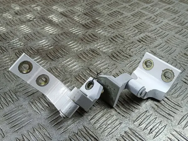 2025 Genesis GV70 Hintere Türscharniere FOB53126 image 1