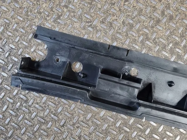 Support inférieur de radiateur Jeep Grand Cherokee WL 2023 68468189AB image 3