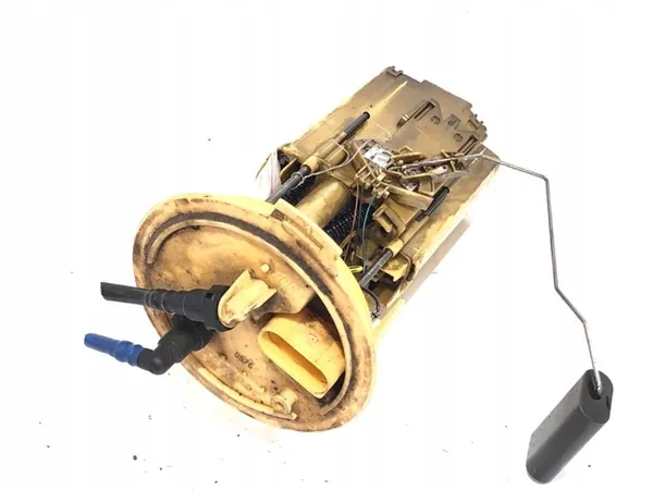 Bomba de combustível VW Passat B6 2.0 140CV 05-11 3C0919050E image 3