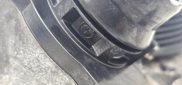 BMW Vattenpump Termostat Hölje N47 OEM 7797640 image 7