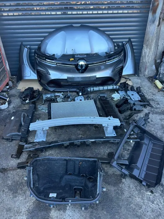 Renault 5 E-Tech Framdelskit OEM Megane v adler image 2