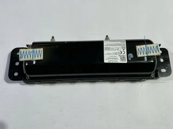 OEM 68186539AH Oikea polvipussi Chrysler Pacificalle image 5