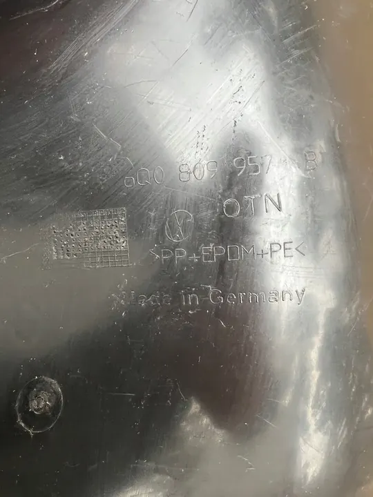 Volkswagen Polo IV Front Left Wheel Arch OEM image 5