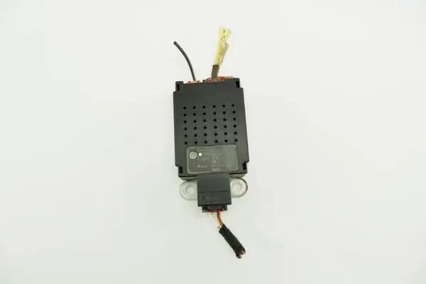 Filtre Antenne d'Occasion OEM 5M0035570B VW Golf VI image 2