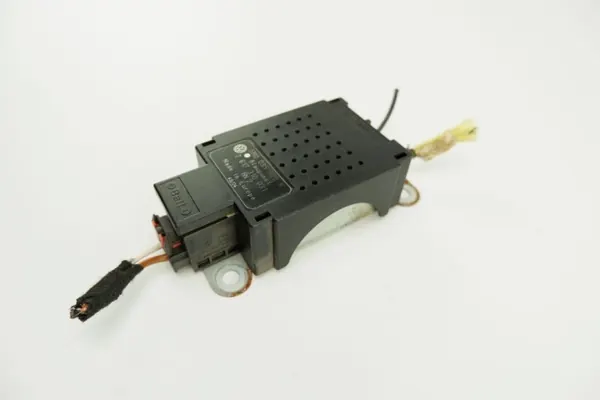 Filtre Antenne d'Occasion OEM 5M0035570B VW Golf VI image 5