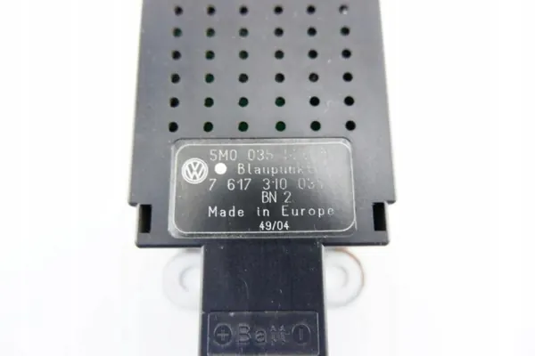 Filtre Antenne d'Occasion OEM 5M0035570B VW Golf VI image 6