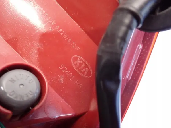 Luz trasera izquierda KIA RIO IV LIFT 2020- 92401-H8 image 3