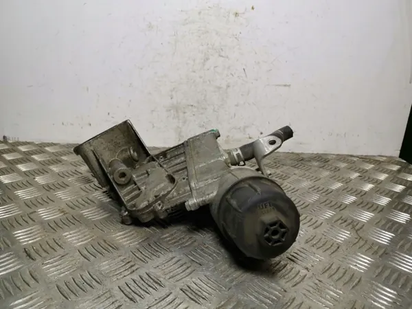 Jeep Grand Cherokee Oljefilterbas OEM FOB16880 image 3