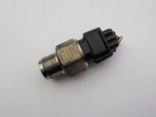 Kraftstoffdrucksensor Toyota RAV4 III 2.0 D4D OEM 89485-20050 image 1