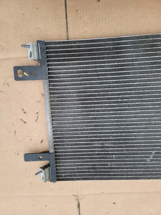 OEM 9816746580B Klimakondensator für Citroen/Toyota/Peugeot/Opel image 4