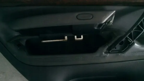 Vänster Bakdörrspanel Läder OEM 3U5867209A Skoda Superb image 4