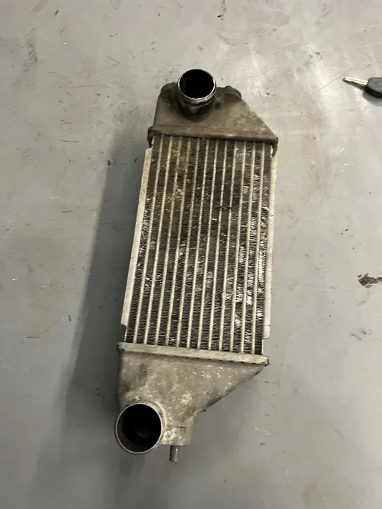 Intercooler Honda FR-V OEM 127100-2270 2.2L image 2