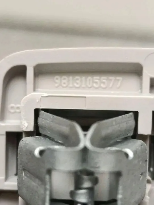 Pega dianteira esquerda OEM 9813105577 para Citroën image 2