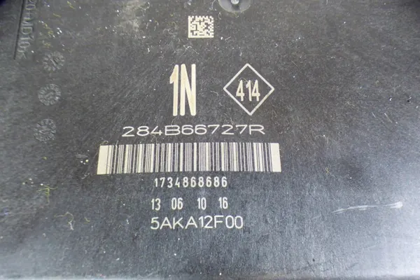 Sicherungskasten Renault Megane IV OEM 284B66727R Gebraucht image 3