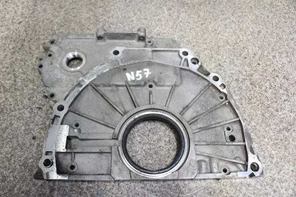 Couvercle de distribution BMW N57D30A OEM 7800023 - Occasion image 2