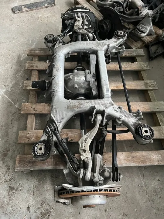 Suspensión trasera completa BMW G11 G12 OEM 8638073 image 2