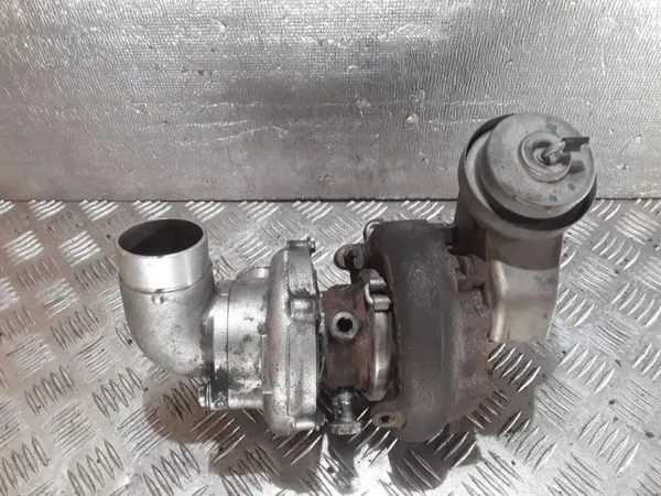 Turbo OEM 09070900327 Toyota Corolla Versolle image 2
