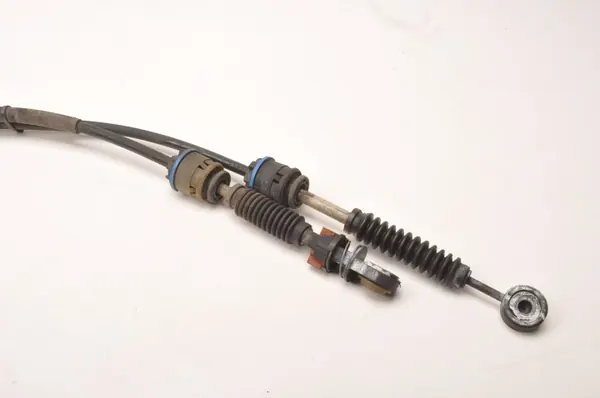 Câble de changement de vitesse Volvo OE 31256311 - Occasion image 3