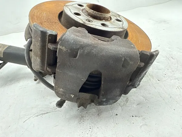 Mozzo di sterzo anteriore sinistro VW Polo VI T-Cross 2Q0407255K image 4