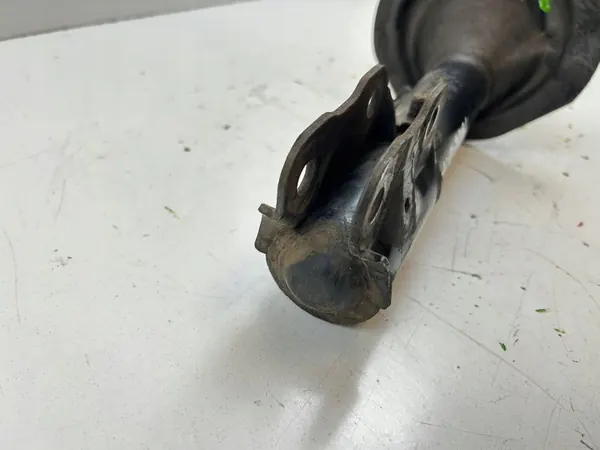 Ammortizzatore anteriore Mitsubishi ASX 2015 4060A510 image 3