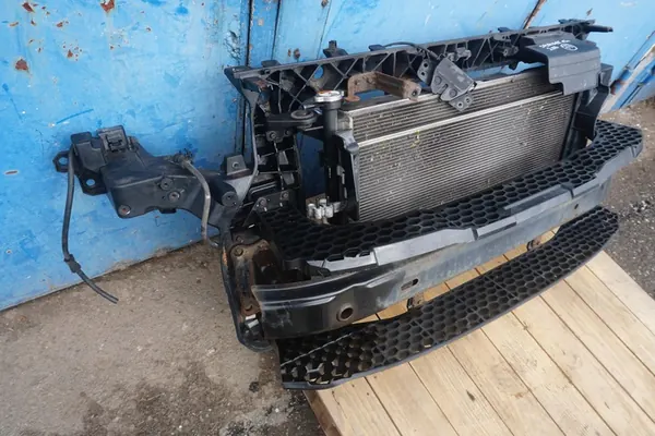 KIA SPORTAGE III SL Feixe do Para-choque Frontal 2.0 Gasolina OEM image 3