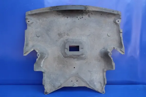Nedre motorplåt OE Mercedes CLK W209 A2095241730 image 3