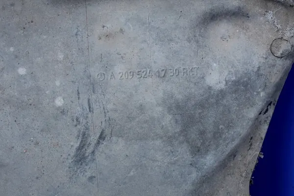 Nedre motorplåt OE Mercedes CLK W209 A2095241730 image 5