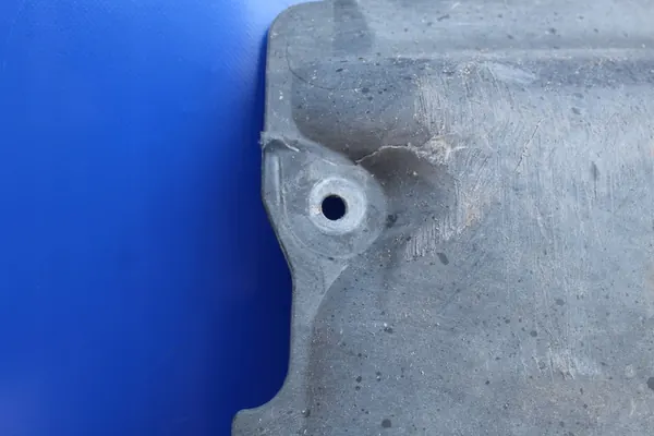 Nedre motorplåt OE Mercedes CLK W209 A2095241730 image 6