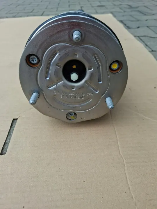 Amortecedor pneumático Mercedes OEM A222320413 - Usado image 9