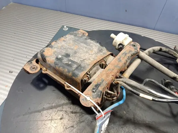 Luftfjädring Kompressor Porsche Panamera 970 image 3