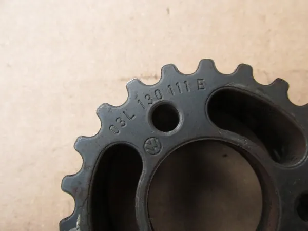 Audi Q5 I 8R 2.0 TDI Einspritzpumpenrad 03L130111E image 4